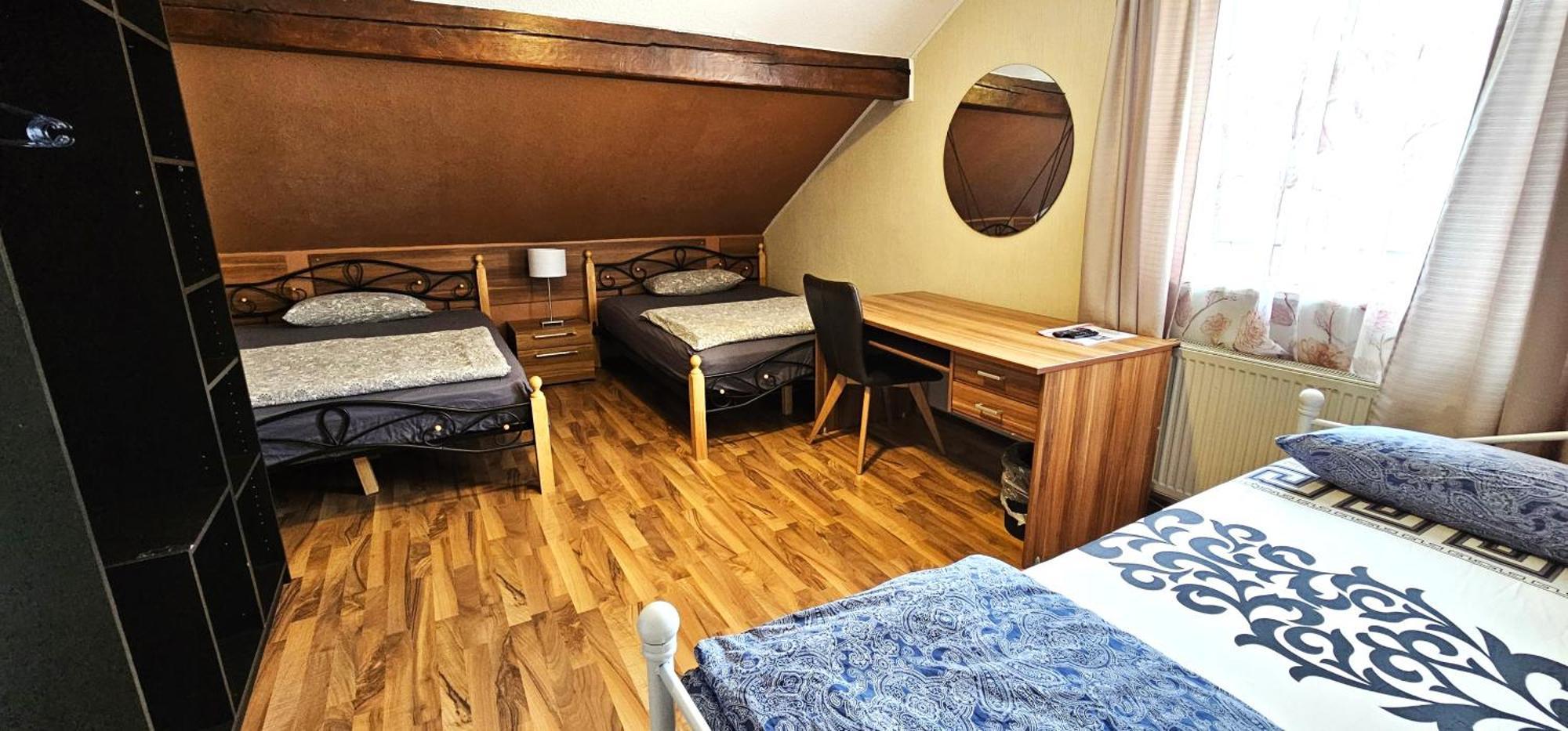 Gruendauer Monteurwohnung/Studentenwohnung Ngoại thất bức ảnh
