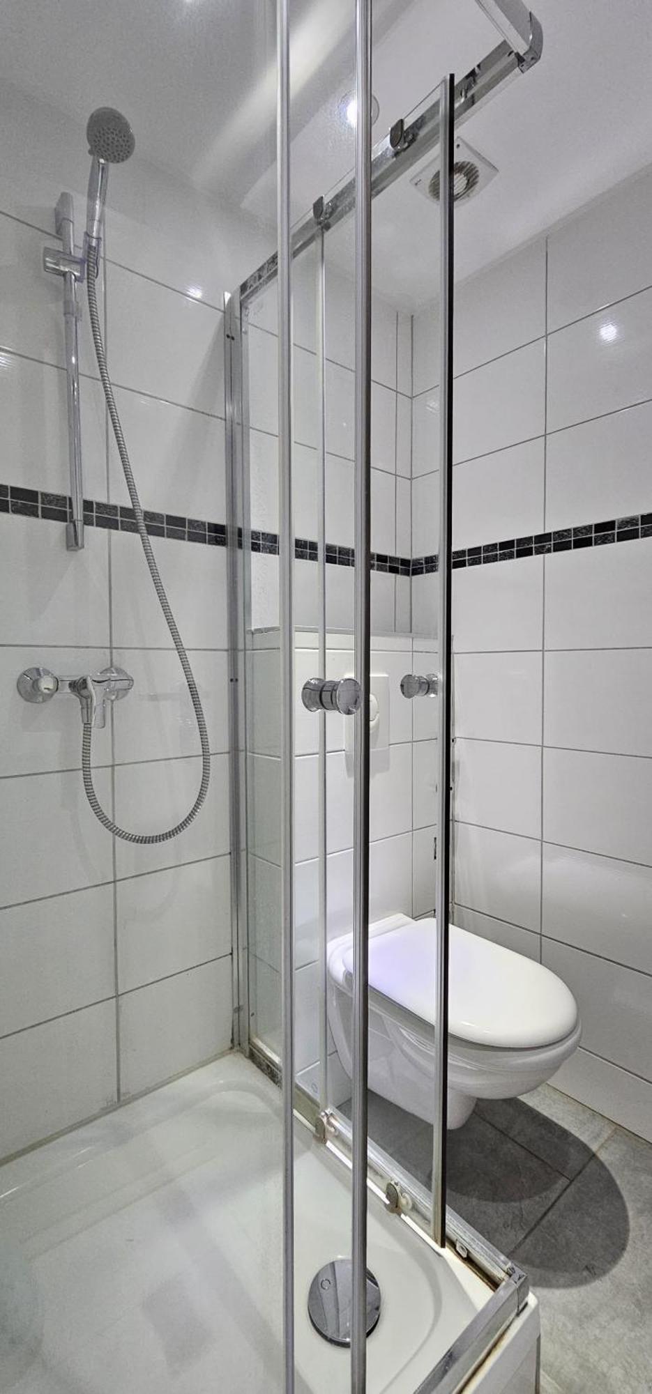 Gruendauer Monteurwohnung/Studentenwohnung Ngoại thất bức ảnh